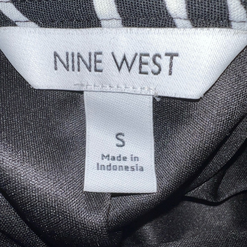 Nine West Wrap dress, Small - Picture 7 of 8